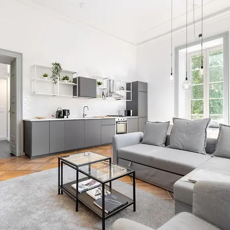 Hostdomus - La Marmora Apartmán *